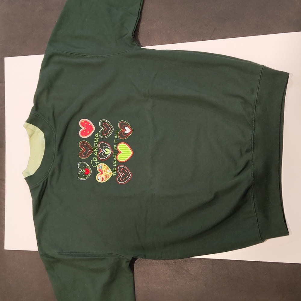 Vintage M&C Sportswear Grandma The Heart Of It All Women's Sweatshirt M